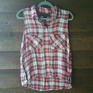 NEW Polly & Esther coral plaid button tank L